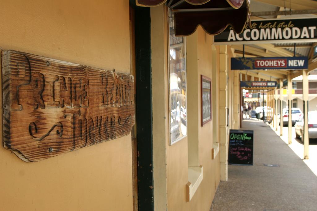 Prince Of Wales Hotel Gulgong Exterior photo